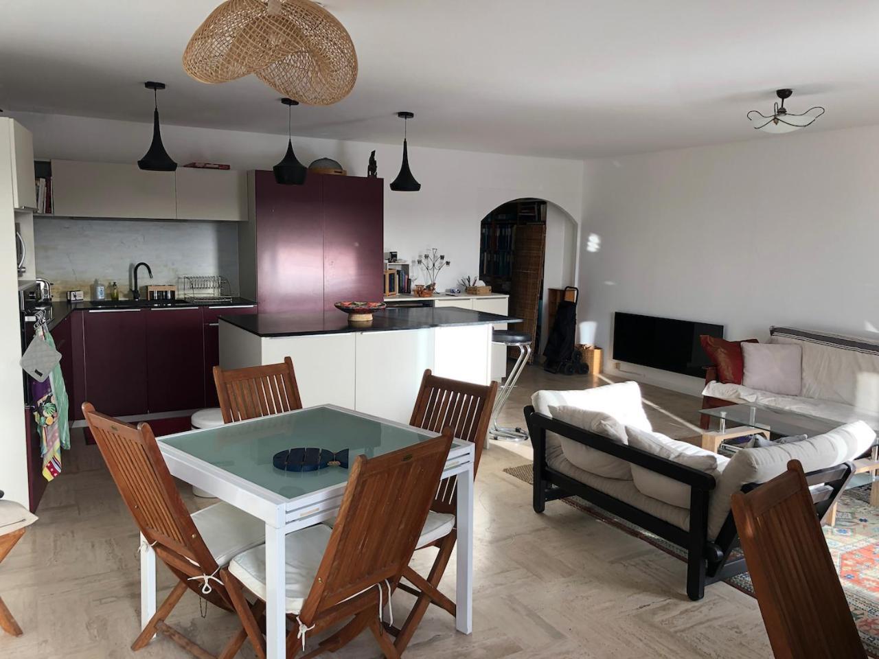 La Terrasse Des Capucines Apartment Сет Екстериор снимка