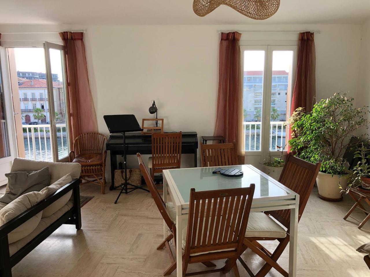La Terrasse Des Capucines Apartment Сет Екстериор снимка
